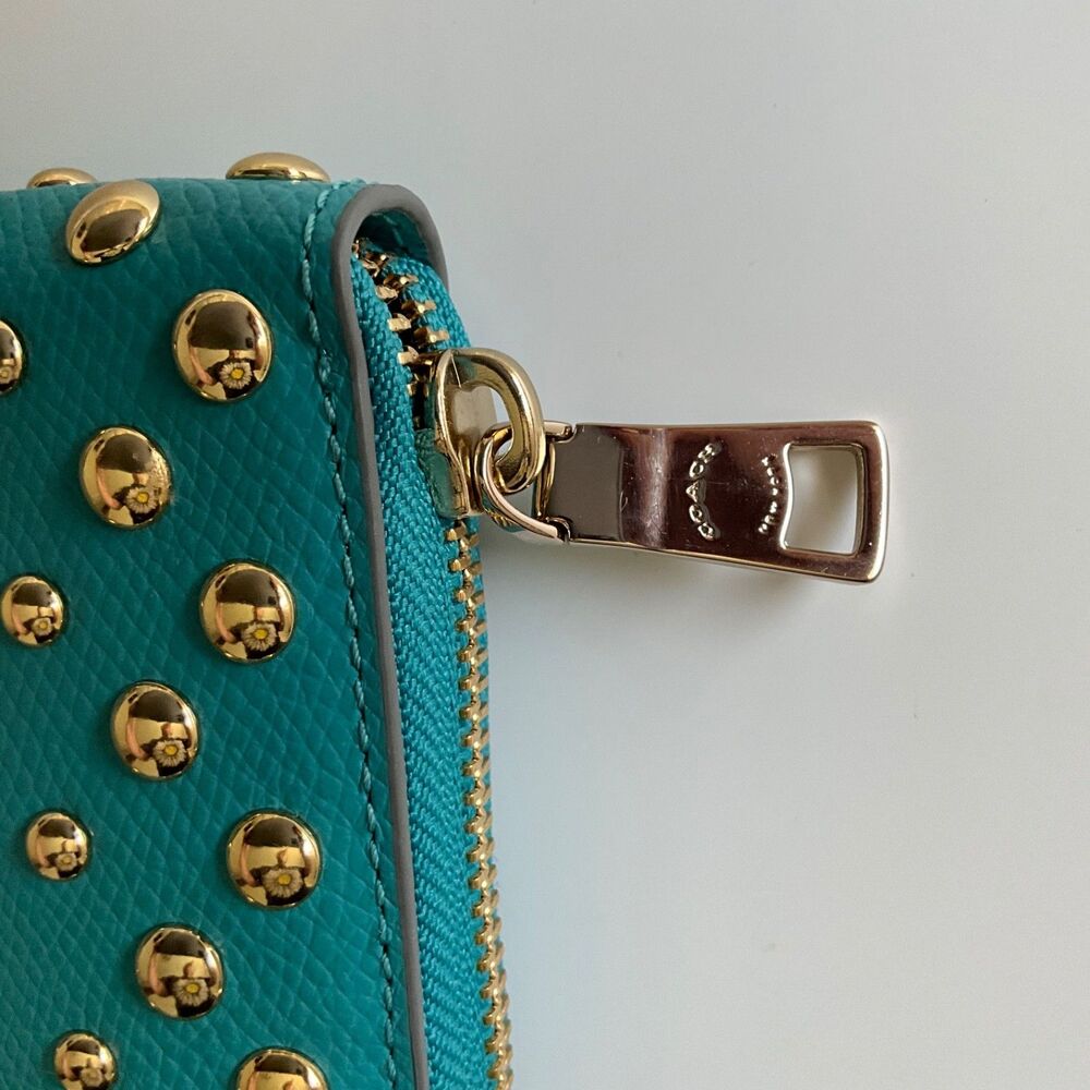 Coach Studded Accordion Zip Wallet Cadet Blue Crossgrain Leather Gold Hardware - Picture 8 of 12